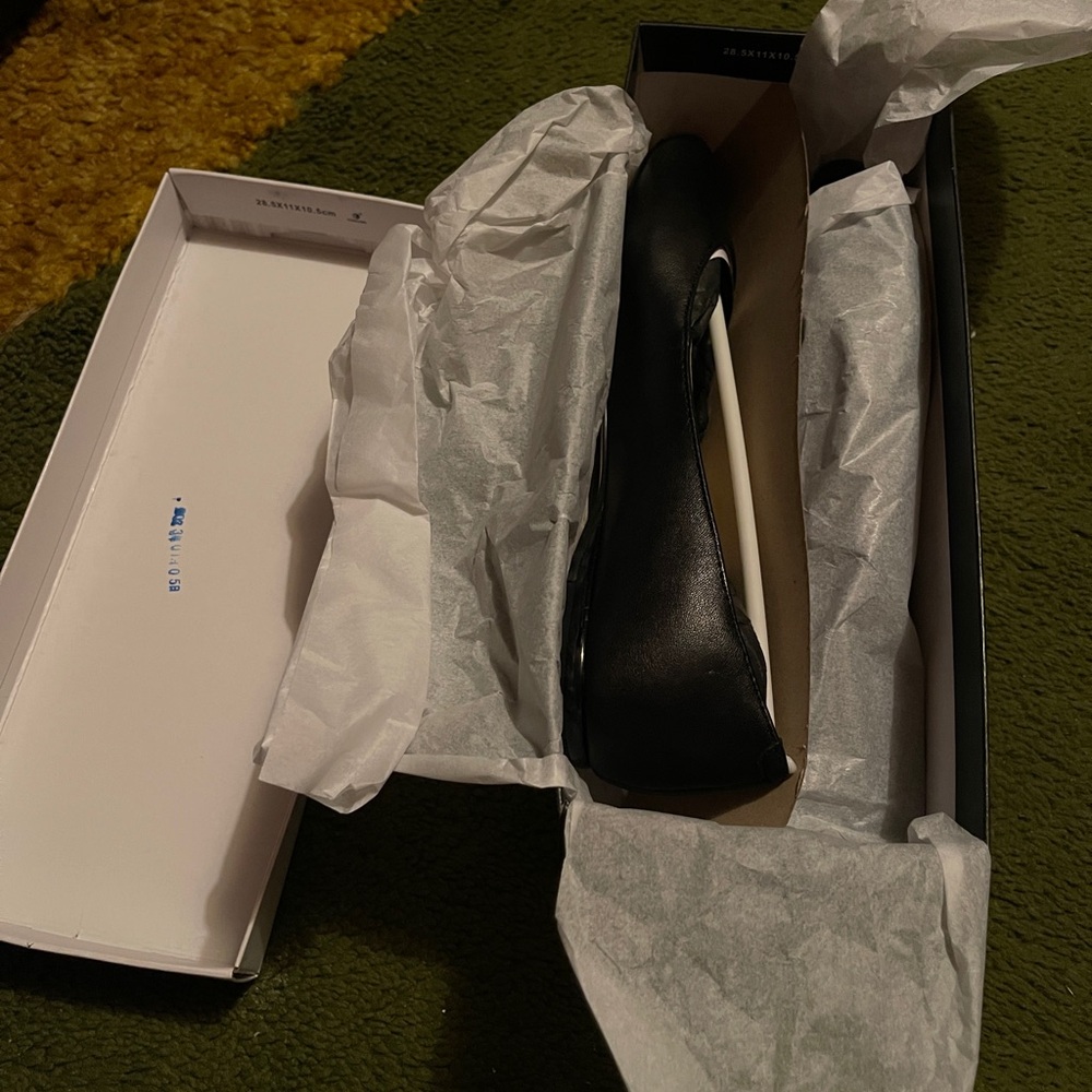 Nine West Classic Black Loafers